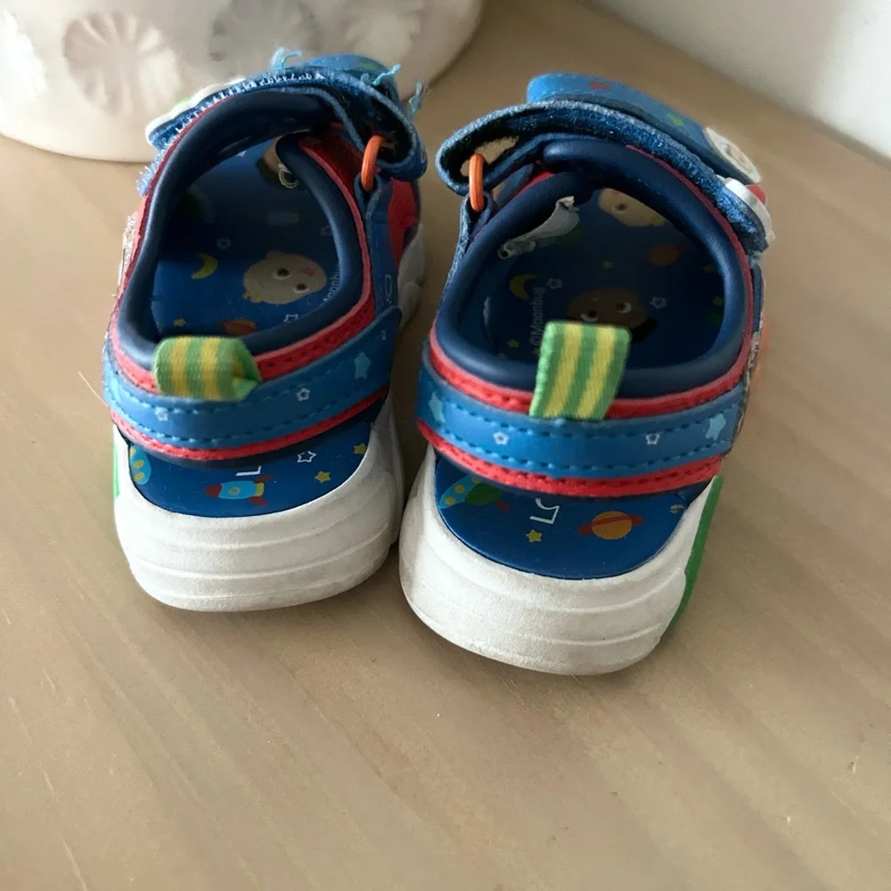 Cocomelon Kids Size 5 Colorful Velcro Sandals with Cartoon Characters